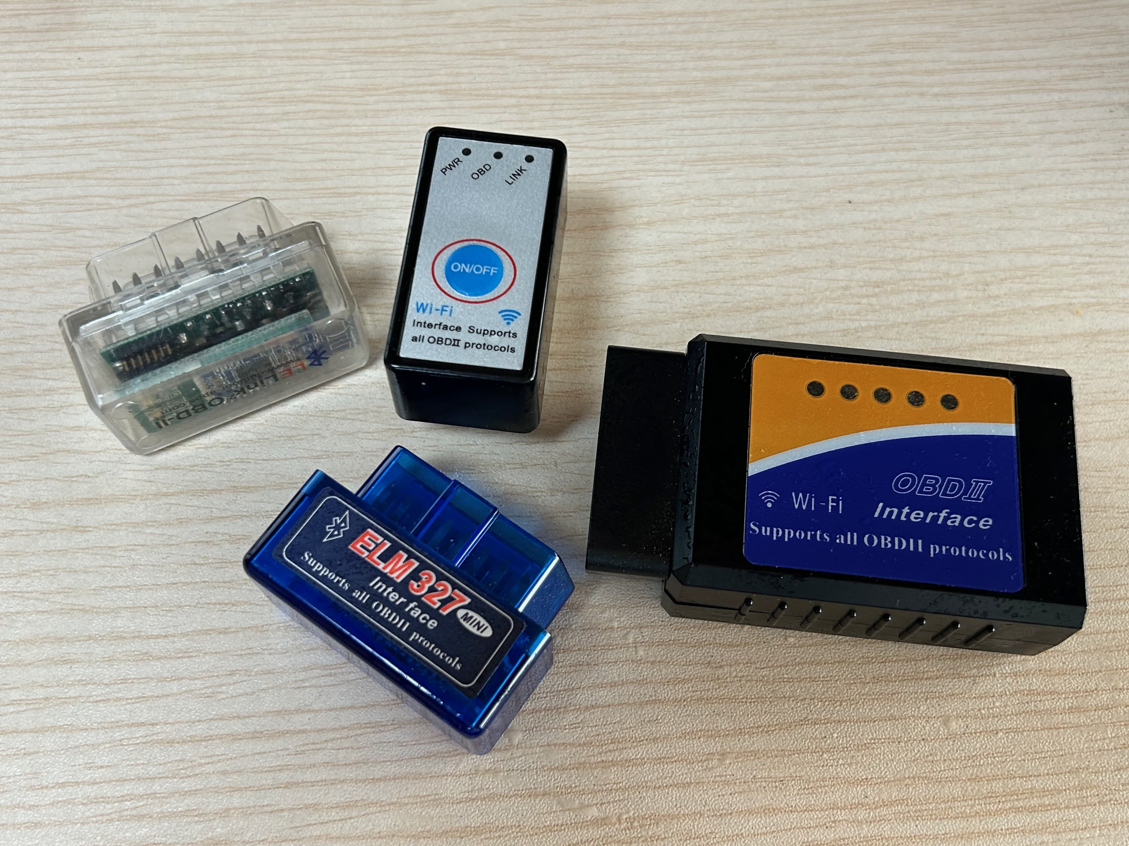 ELM327 互換を謳った安価なアダプタの動作検証バッチ — 約半数が正常動作せず